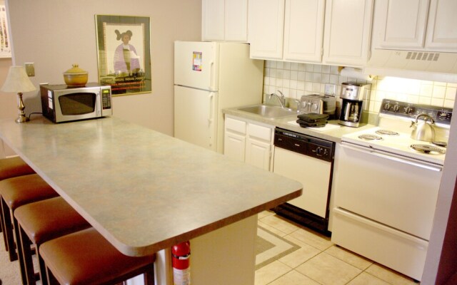 Trails End 207 1BR Condo