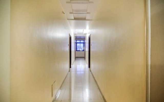 OYO 48043 Hotel Godavari