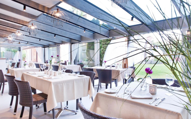 KURSHI Hotel & SPA