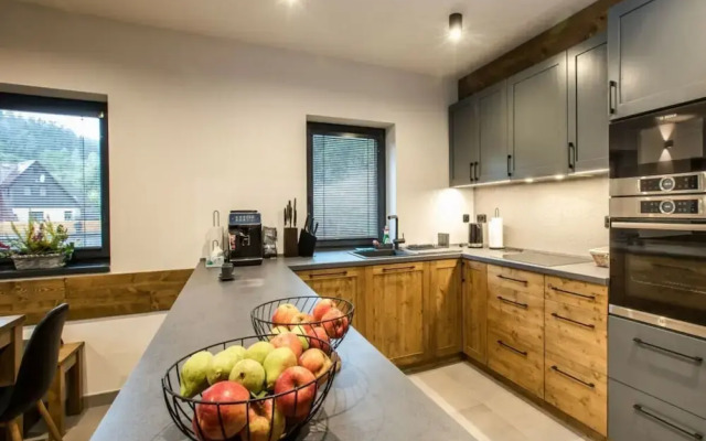 Holiday Villa in Beautiful Location