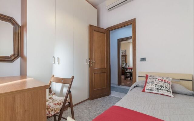 Stazione Termini & Castro Pretorio Flat