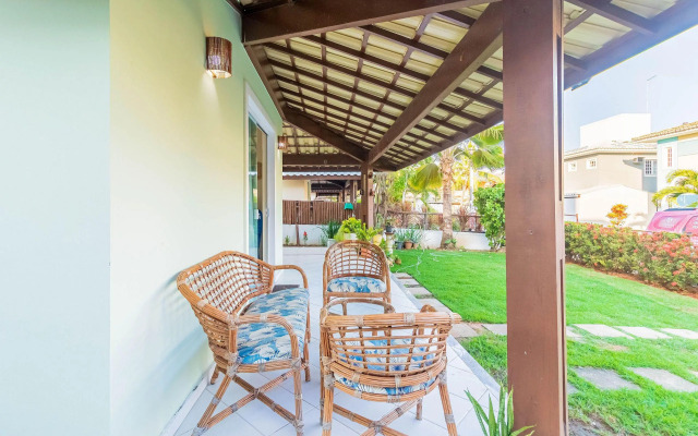 GB46 Maravilhosa Casa com 4 Suítes com Piscina Privativa em Guarajuba