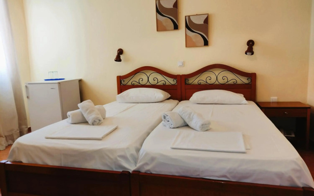 Faros Hotel