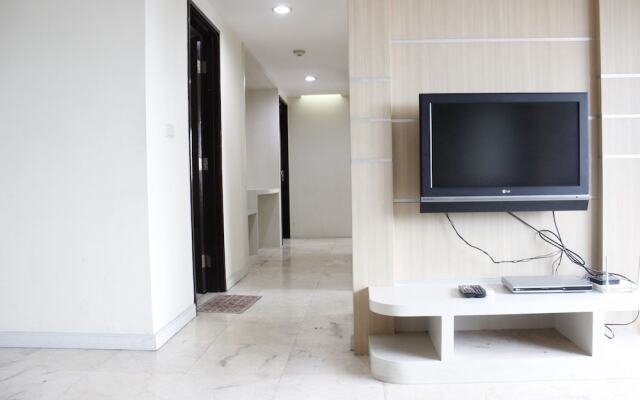 Classic 3BR At Braga City Walk Apartment