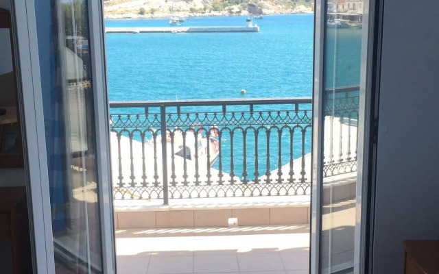 Hotel Damo