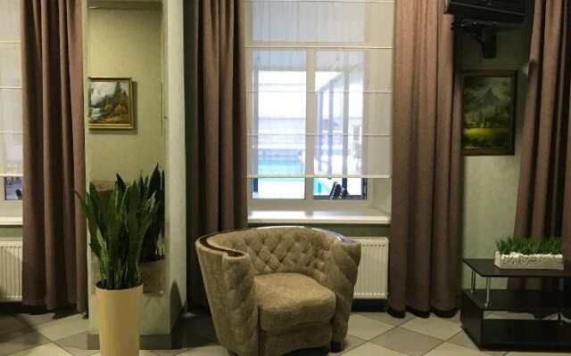 Alexandrovskiy Hotel