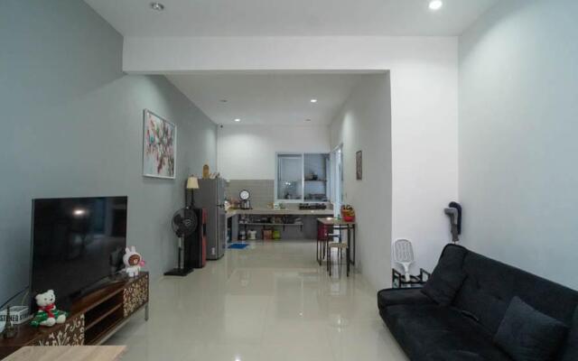 KoolKost near Taman Budaya Sentul