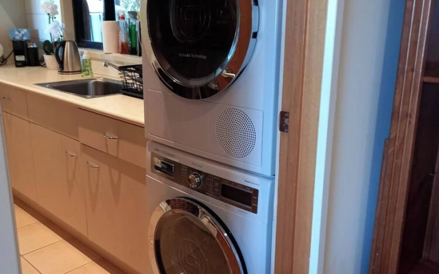 Fairhaven Beach House With Ocean Views and Tranquil Setting