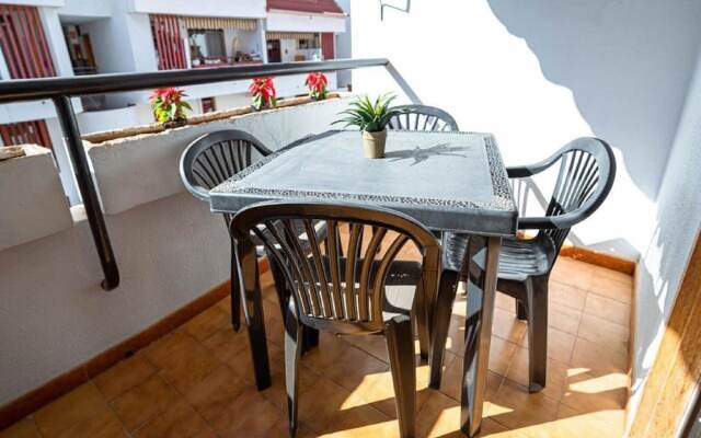 Belvilla by OYO Apartment in Arona