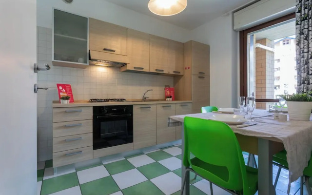 Bright Apartment near Parco Dora