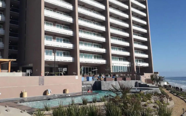 Luxury Beach Condo with Pool