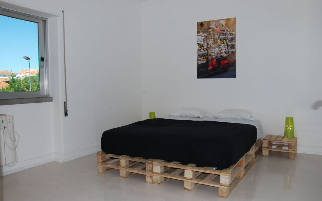 Carcavelos Surf Hostel
