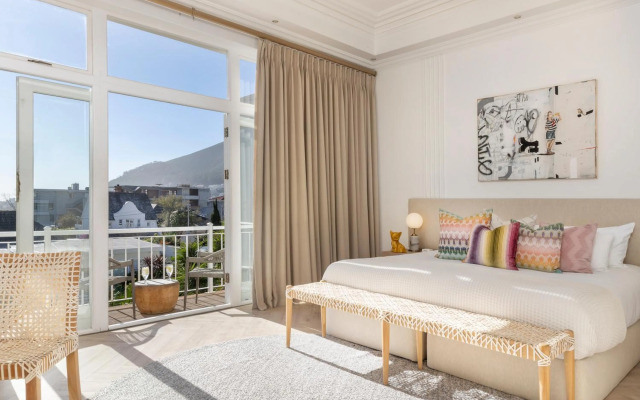 The Clarendon - Fresnaye