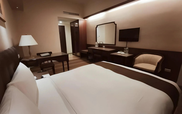 Urban Hotel 33