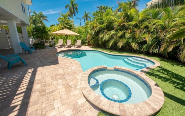 Lobster Key Apartment 3