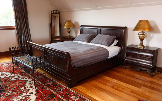 Lake Karapiro Lodge