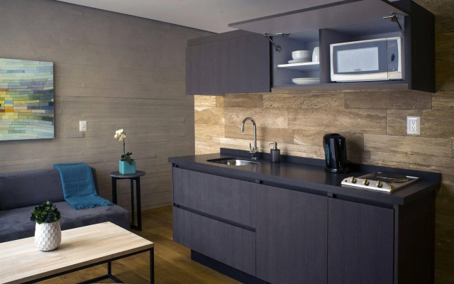 AR 218 Hotel by ULIV