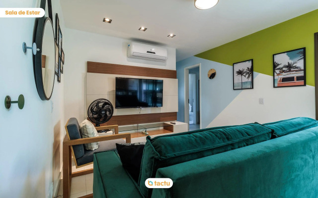 Térreo espaçoso na praia do cumbuco por Tactu