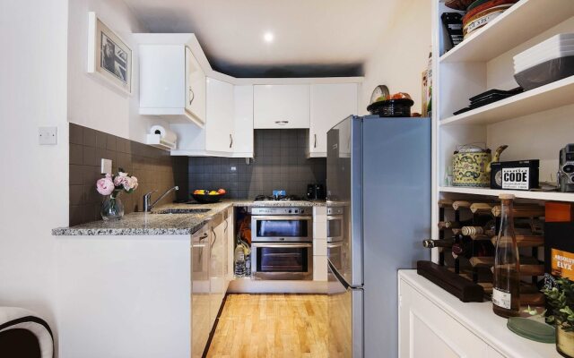 The Chesterton Road Apartment - FCA