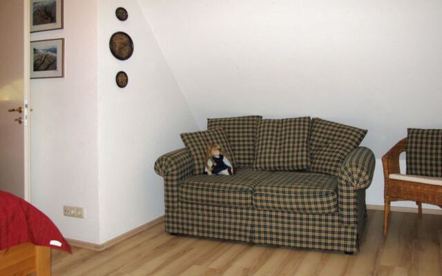 Apartment  Born 22559