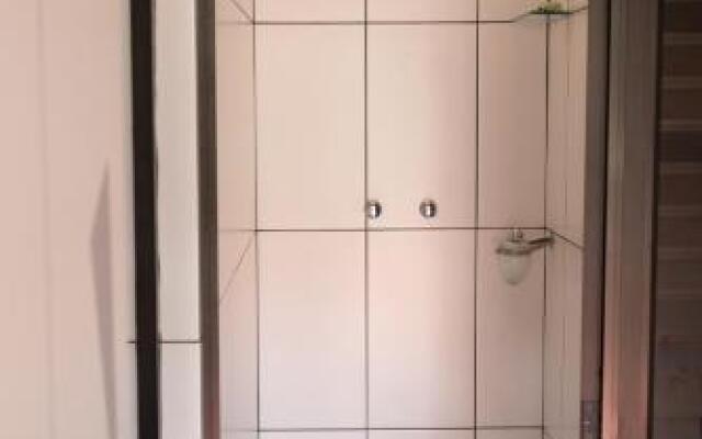 Um Hostel