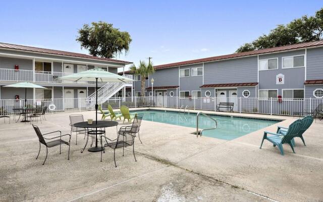 Oak Shores 166
