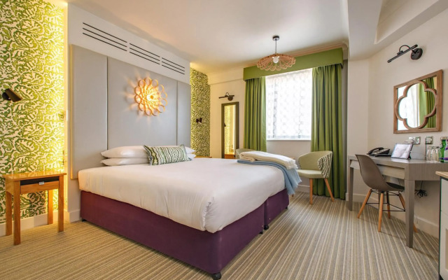 The Maids Head Hotel