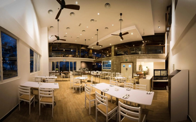 Mandurah Hotel