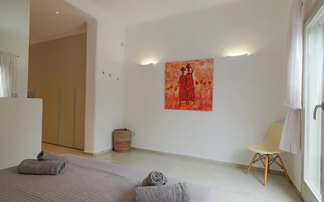 Lux Villa, 5 Master BR, Private Pool, Sunset View!