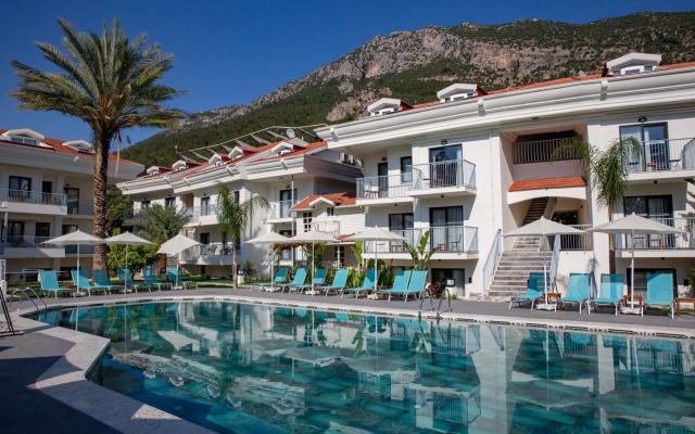 Blue Star Hotel