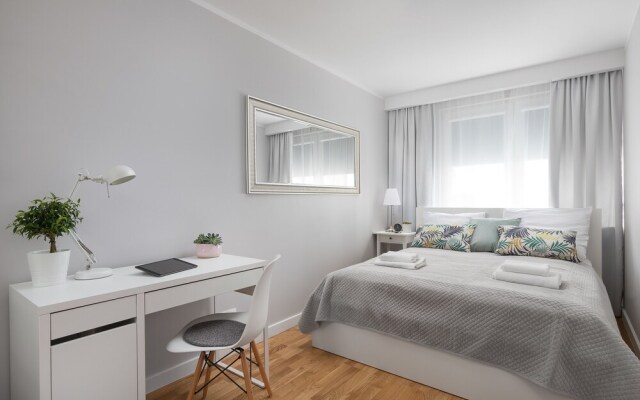 oompH Warsaw Downtown Apartments