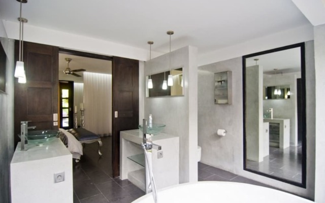 Private Villa in Seminyak 1142