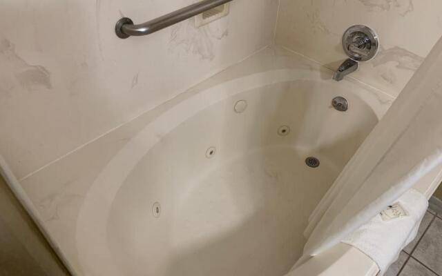 Quality Suites Houston NW Cy-Fair