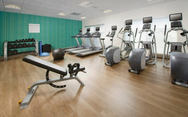 Holiday Inn Express & Suites Greenville S - Piedmont