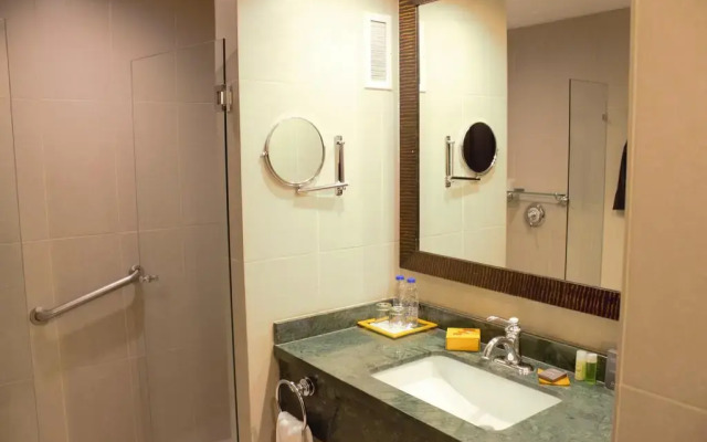 Renaissance Caracas La Castellana Hotel