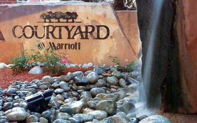 Courtyard by Marriott Denver Downtown