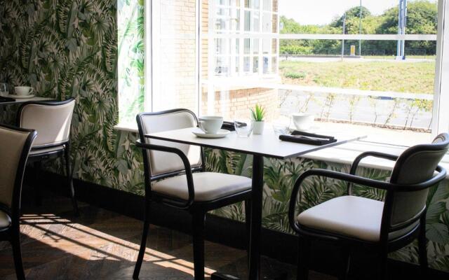 The Comet London Hatfield