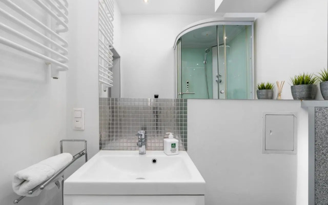 Sleepway Apartments - Grey Dream