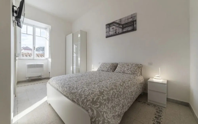 Colosseo & Colle Oppio Cozy Apartment