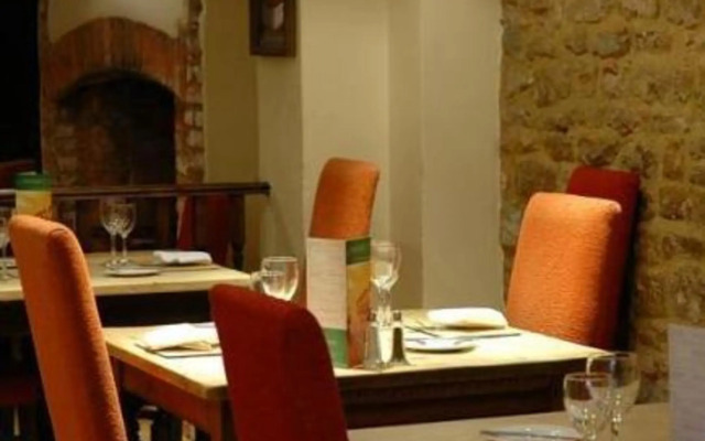 Red Lion Hotel Adderbury by Greene King Inns