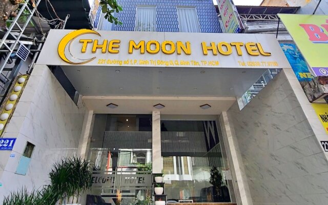 HANZ The Moon Hotel 1