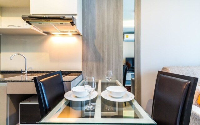 6Av 703 - Large Apartment in Surin Beach