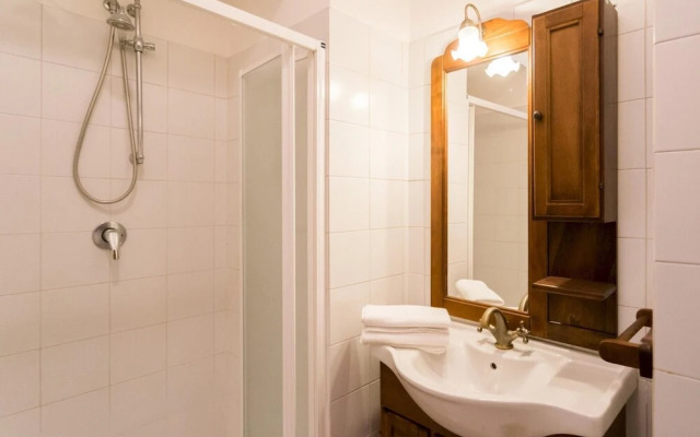 Co-c933-ggar24d1 - Love Smile Apartment