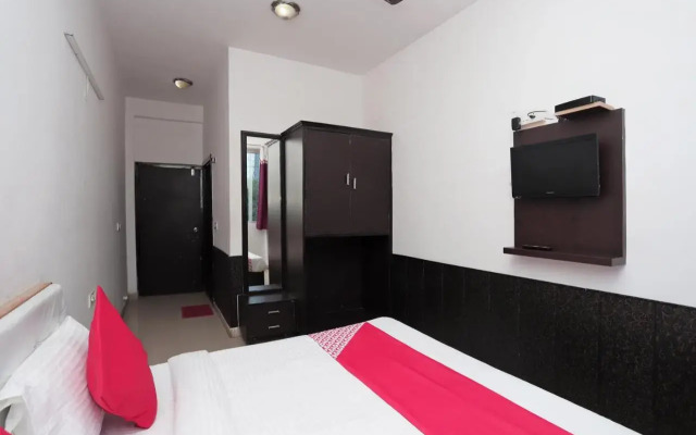 Oyo Flagship 40300 Hotel Kusum Palace