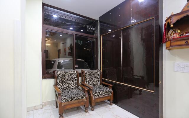 OYO Flagship 10567 Hotel Gandharv