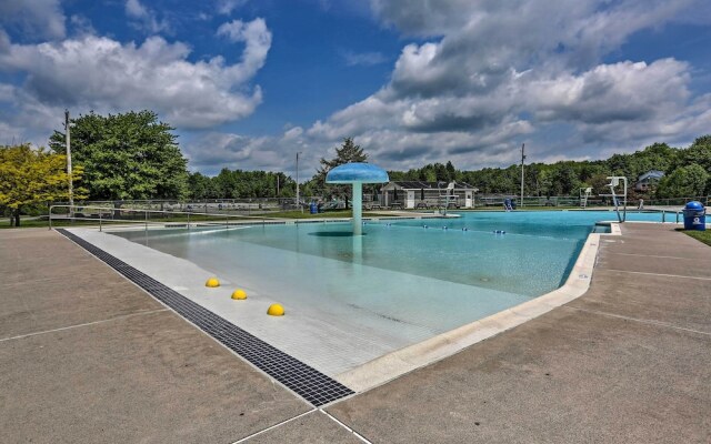 Creekside Arrowhead Lake House w/ Dock & Canoe!