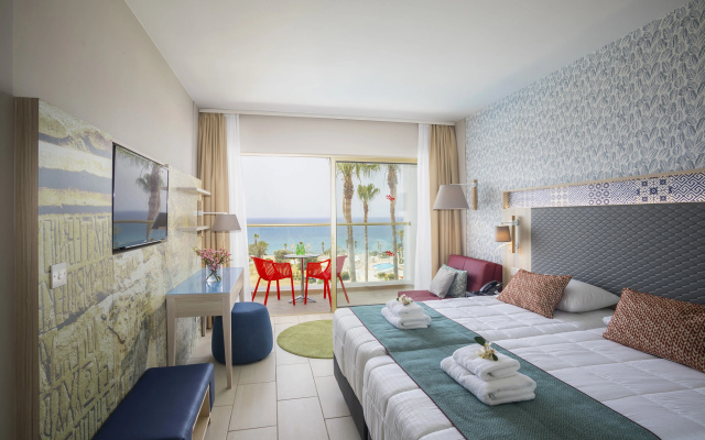 Leonardo Laura Beach & Splash Resort