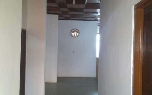 Salleria Annex