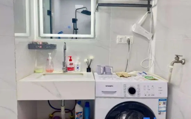 Huadu Homestay – Bathroom – Kunming