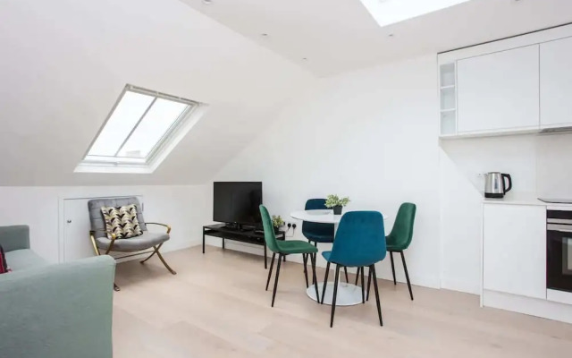 Modern and Light 1 Bedroom in Battersea
